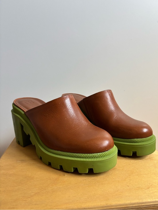 Gianni Bini Shoes - Gianni Bini End-game Leather Platform Mules with Green Rubber Lug Sole